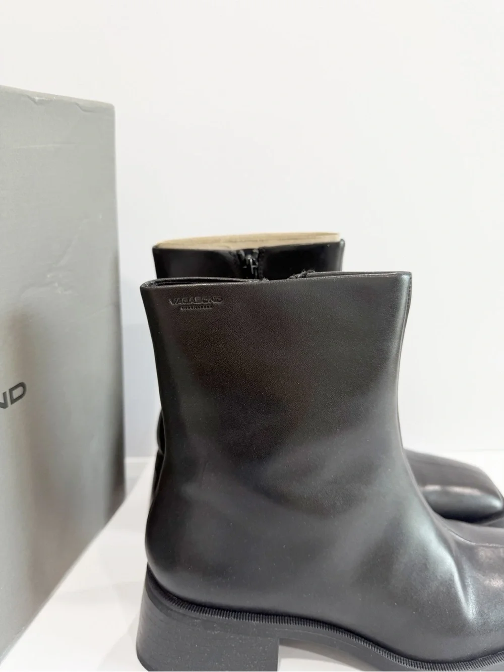Vagabond Shoemakers Blanca Chelsea Leather Women’s Boots